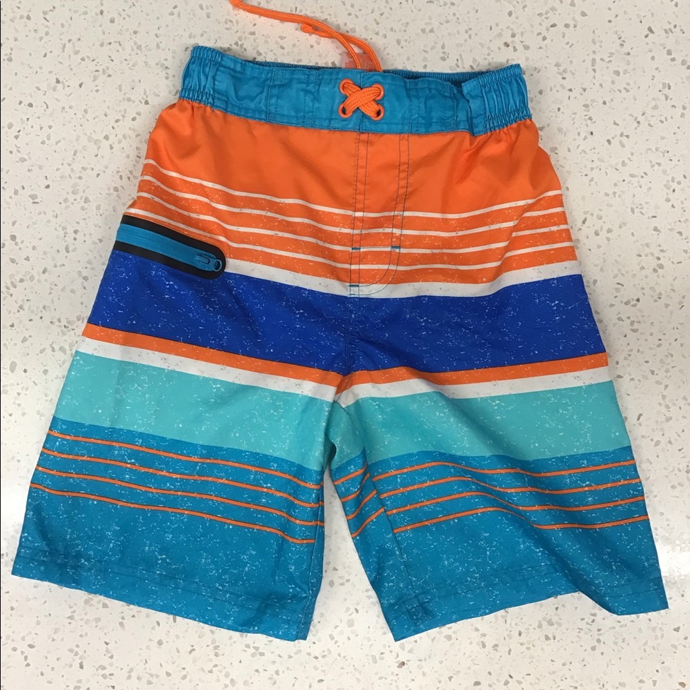 EUC boys wonder nation swim bottoms size 8